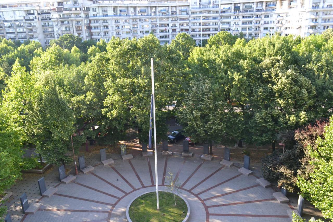 Unirii 64 * Bucureşti
